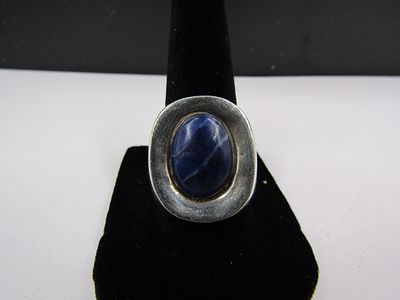 Size 8 Vintage Sterling Silver Ring with Blue Stone, 17 Grams Condition Yes, we will ship this 