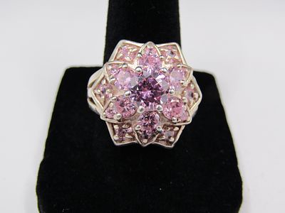 Size 8 Sterling Silver/Pink Gemstone Ring Condition Yes, we will ship this item, we provide in 