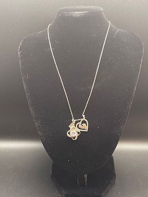 3 Sterling Silver Pendants on 16" Sterling Silver Chain Condition Yes, we will ship this item 