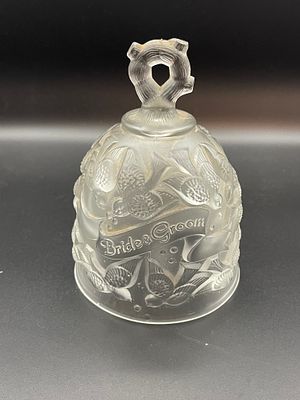 Vintage Fenton Bride and Groom Frosted Glass Bell 5" Condition Yes, we will ship this item, we 