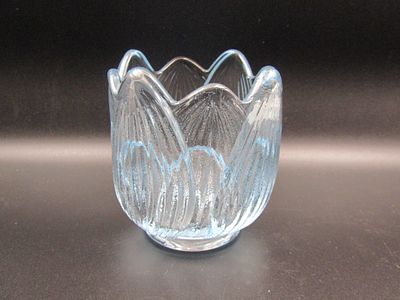 Vintage Fenton Blue Tea Light Holder 3" Condition Yes, we will ship this item, we provide in 
