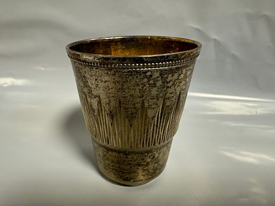 Стопка серебряная с позолотой. 32 гр. 1950-60-е годы ХХ века. СССР. Р: 5х4х2,5 см. 916 проба со 