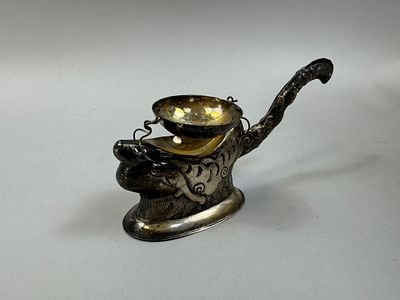 [Морское чудовище] Ситечко для чая. Вьетнам. Серебро 875 пробы. Р: 14х6х7 см. 69 гр. Серебро 