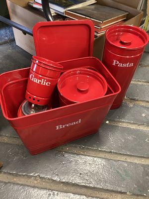 Collection of red kitchen ware