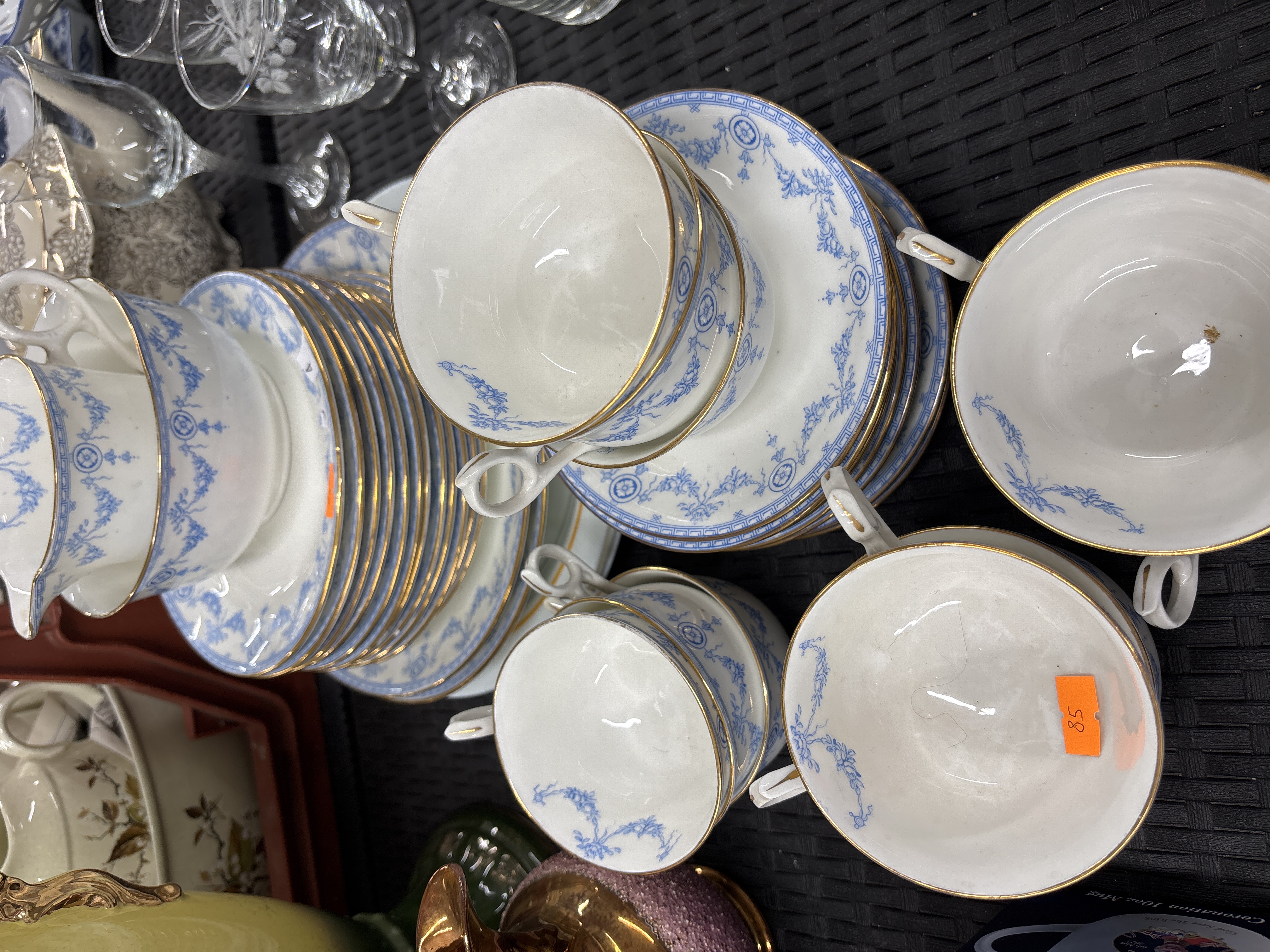 A Crown Staffordshire Victoria Pattern Bone China Tea and Dinner Service