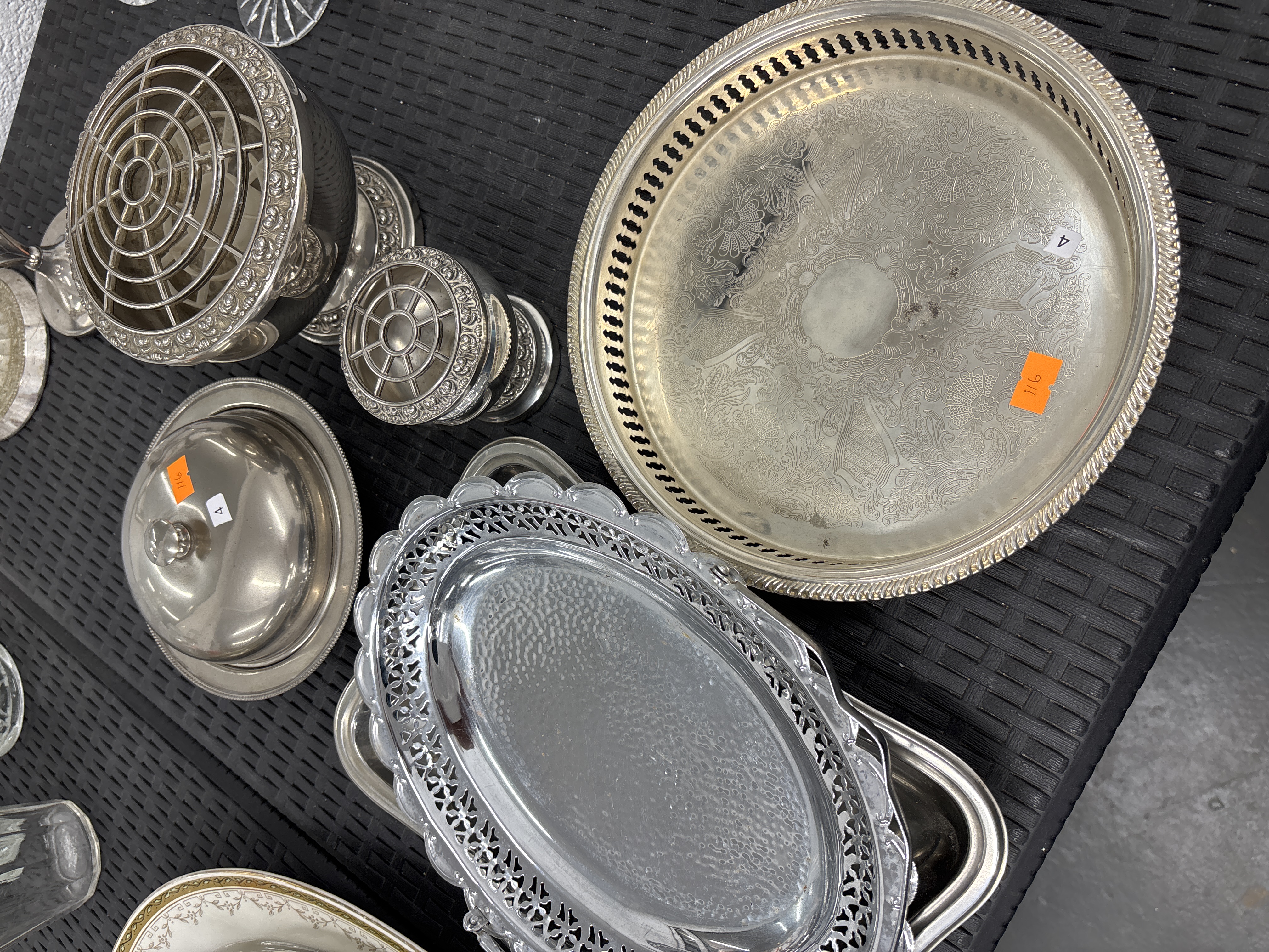 A Group of Silver-Plated Tablewares including Rose Bowls and Gallery Tray