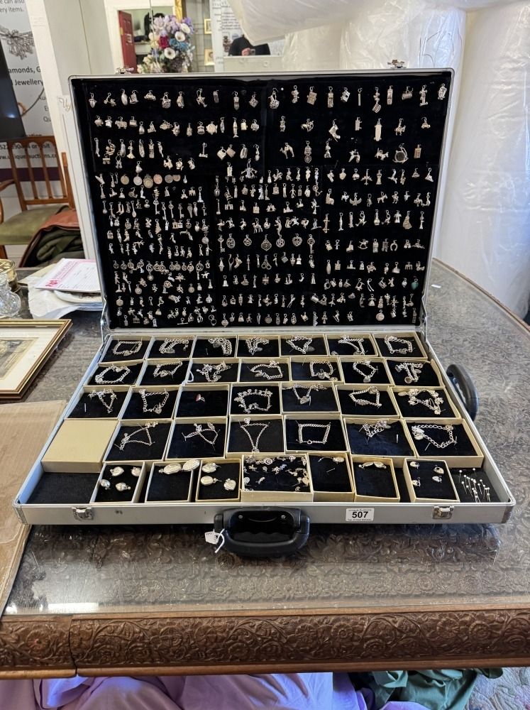 Unique Auctions Ltd | Auction 2 | A One Day Large and Impressive Collection of Silver Auction - 853 Lots