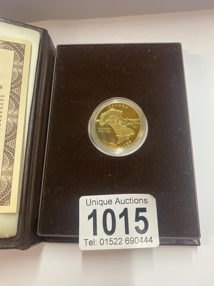 A 1992 Gold Canadian $100, 10ct, 13.38g