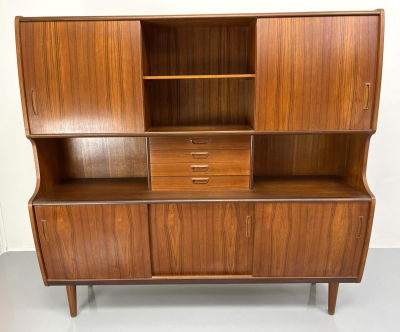 PMJ Viby J Danish Modern Sideboard Display Cabinet. Dimensions: H: 62.5 inches: W: 66 inches: 