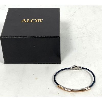 ALOR Blue Steel Cable Bracelet. 18K Gold Pave Diamond Bar Detail. Marked AU750, Steel. Comes