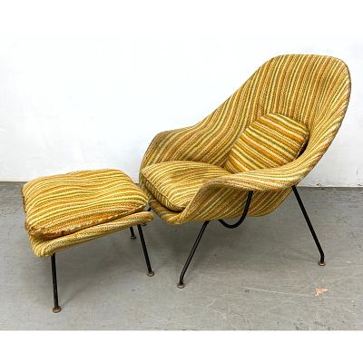 Eero Saarinen for Knoll Womb Lounge Chair and Ottoman. Dimensions: Height: 36 inches, Width: 38 