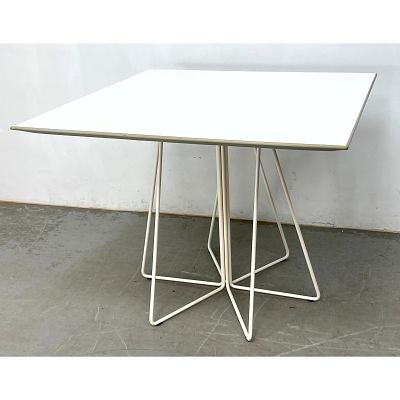 Vignelli Designs Paper Clip Cafe Dining Table. Knoll Studio 1996 Dimensions: Height: 29.5 