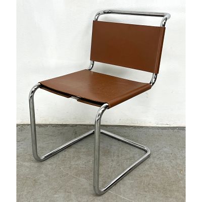 MR10 cantilever side chair. Originally designed by Ludwig Mies van der Rohe for Knoll 