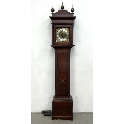 Antique Wm Hazelcline Georgian eight-day long tall case clock featuring a quarter-sawn oak 