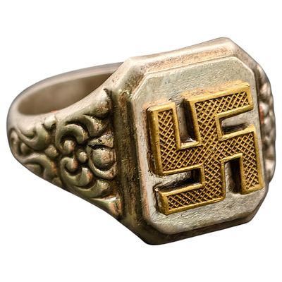 NSDAP Sympathizers Ring 835 Silver. A ring in what appears to be silver featuring a raised 