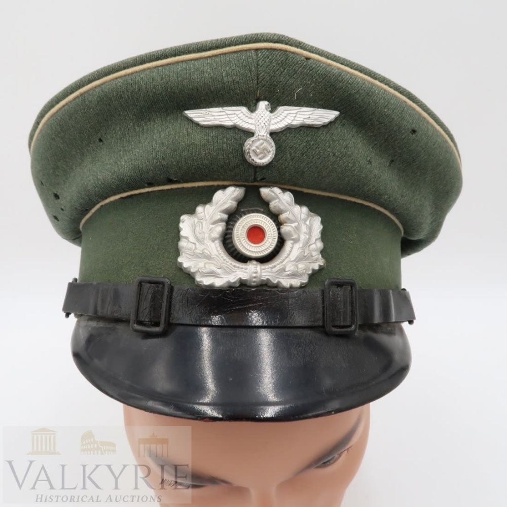 Lot 893: Infantry NCO Visor Cap  (Schirmmutze).