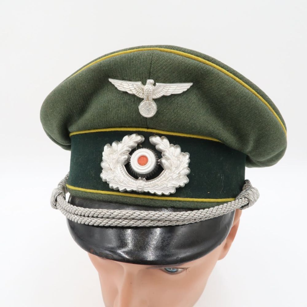 Lot 889: Visor Cap for Wehrmacht Officers of the Signal Corps