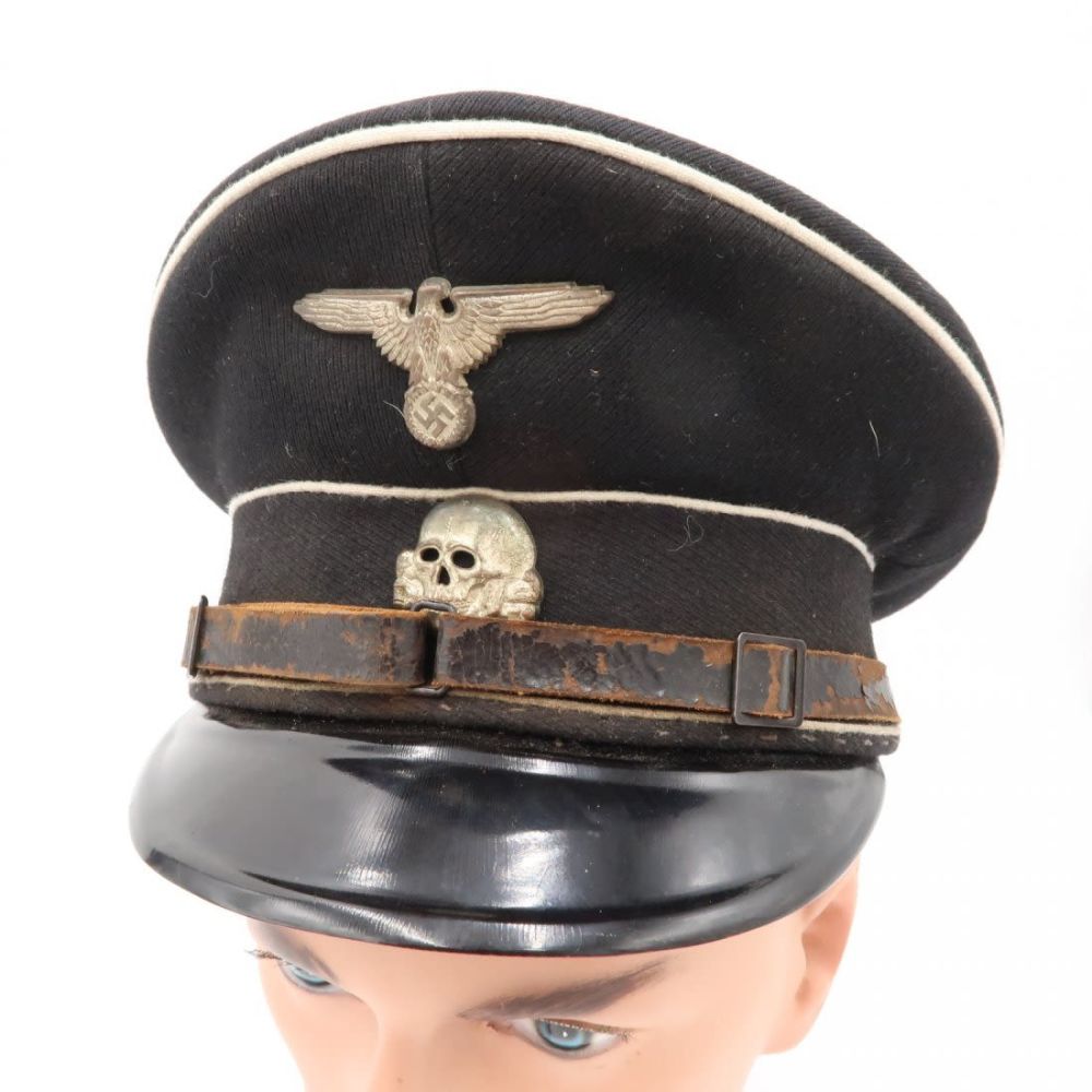 Lot 900: German SS Allgemeine Visor Cap