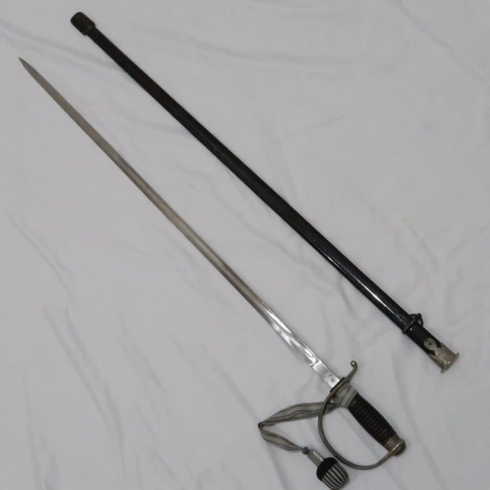 Lot 918: SS German NCO Sword with Portpee