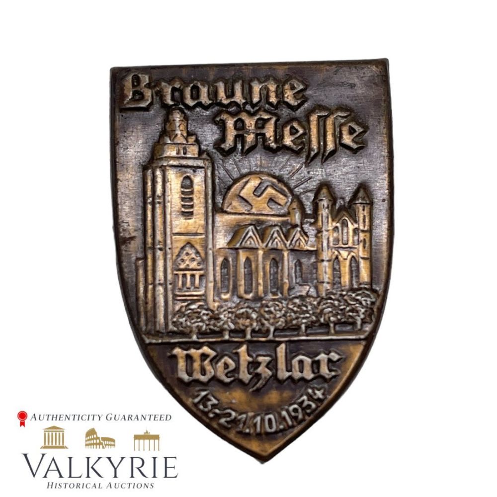 Lot 309: Early Rare Nazi Badge "Braune Messe Wetzlar 1934 "