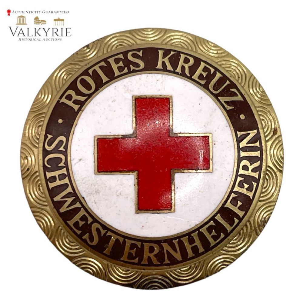Lot 342: DRK Red Cross nurse in DRK badge Rare 2WW Germany