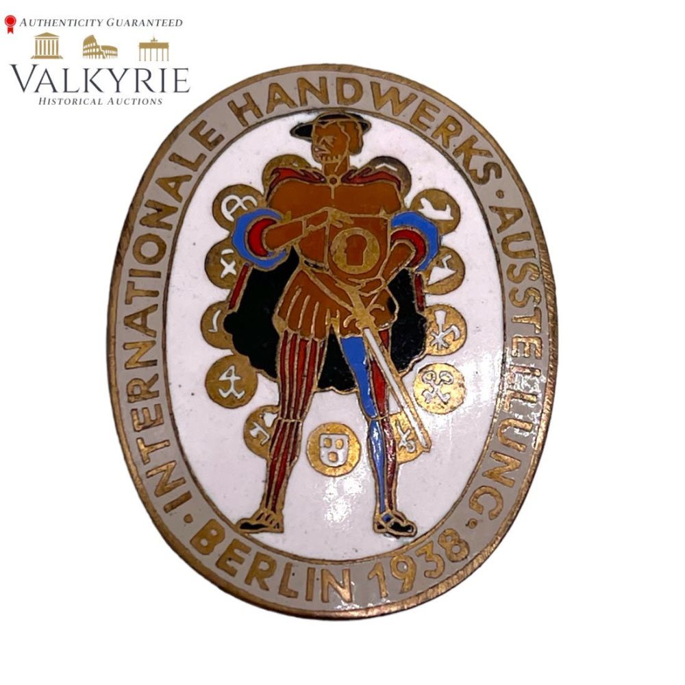 Lot 369: 1st International Handicrafts Exhibition Badge Berlin - May 10 to July 10, 1938