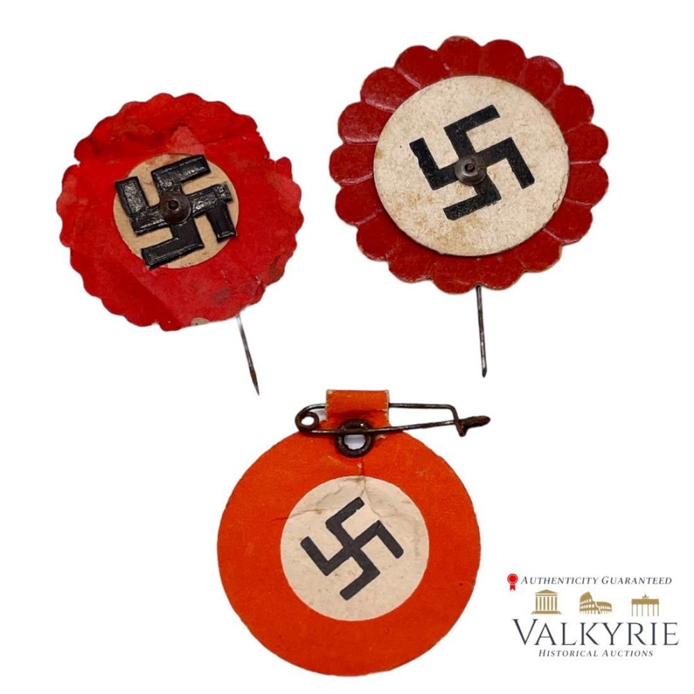Lot 377: NSDAP sympathizers badges set