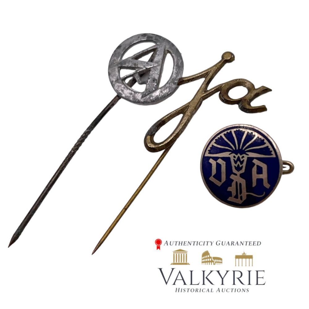 Lot 380: SA pin badge, Ja -  elections badge and Volksbund fÃ¼r Deutschtum im Ausland badge