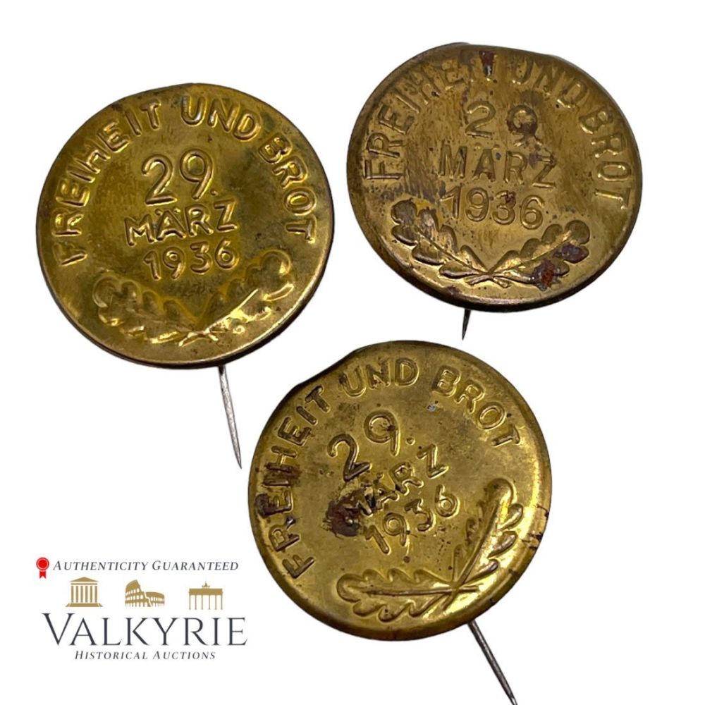 Lot 390: 1936 â€œFreedom And Bread” - Election Badges  set of three