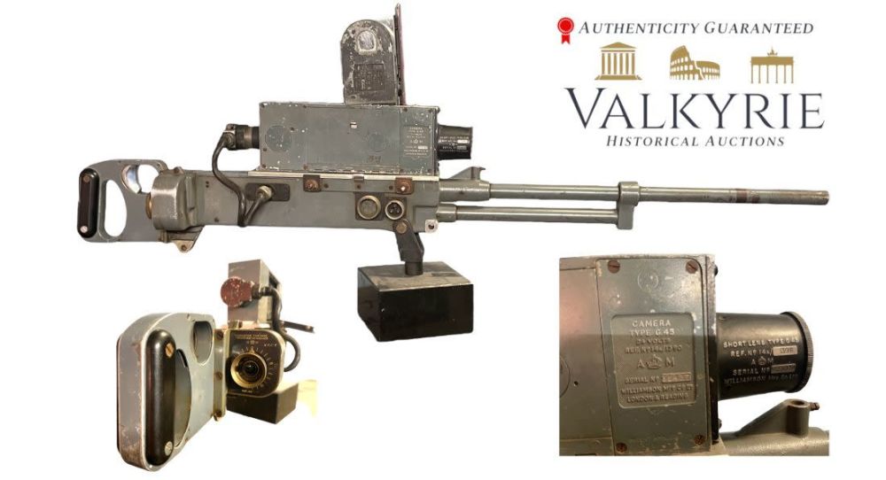 Lot 503: British WWII RAF G45 Machine Gun Fighter Aircraft Camera