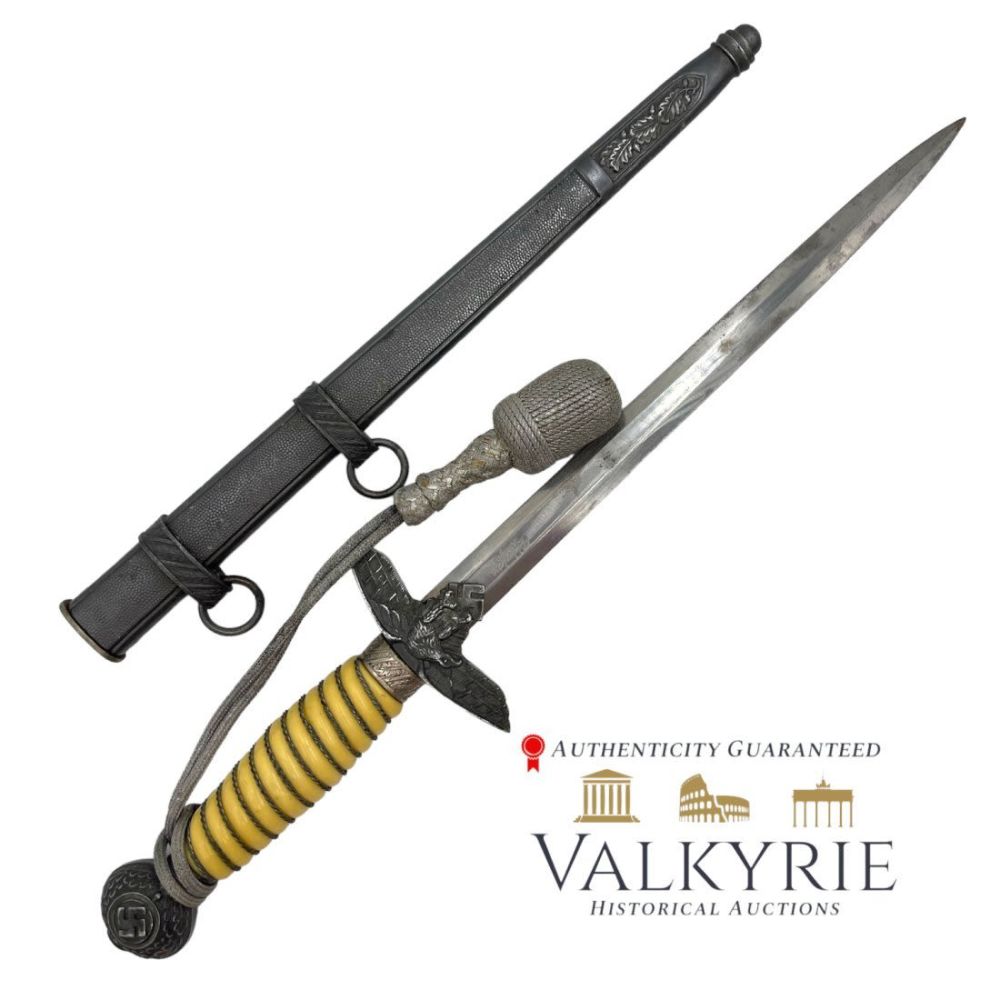 Lot 527: German WWII Luftwaffe Dagger 2nd Model with Portepee