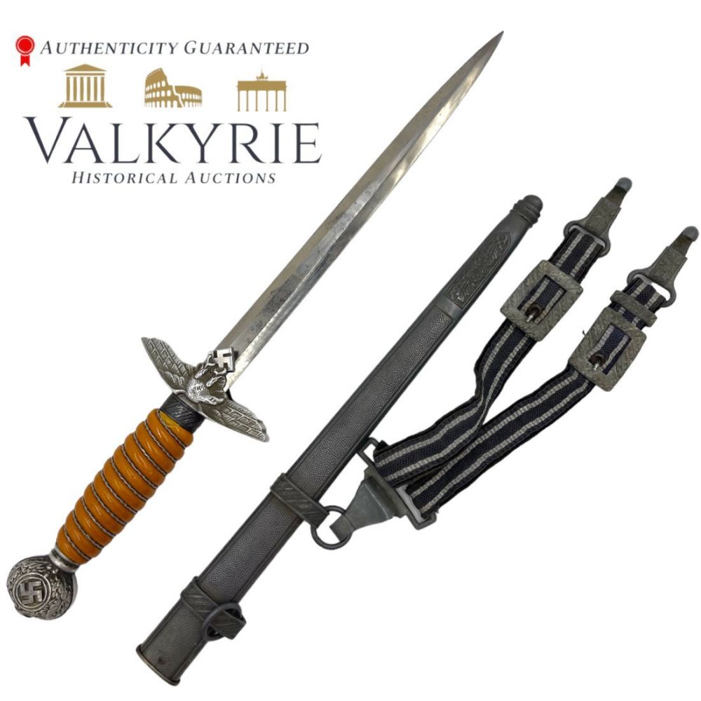 Lot 530: German WWII Luftwaffe Dagger 2nd Model with Hanger