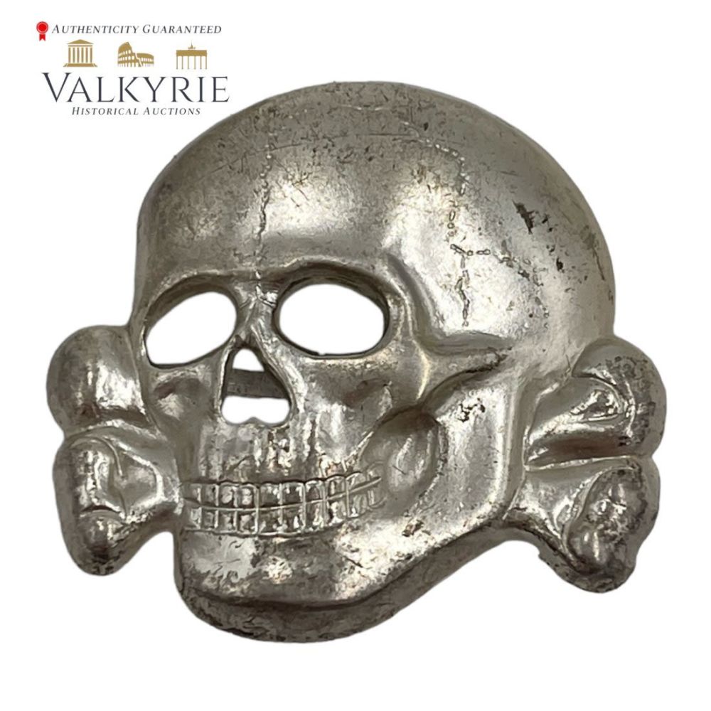 Lot 592: SS Skull Visor Insignia