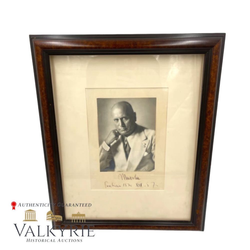 Lot 755: Benito Mussolini Signed Portrait Photo in Frame