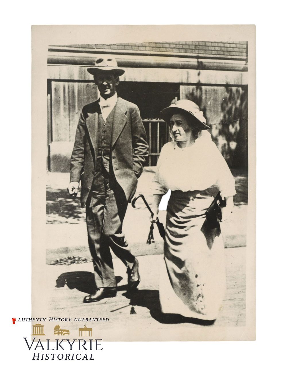 Lot 155: Nazi Press Photo of Rosa Luxemburg With Description on the Reverse "The Jews in Politics" - 1938