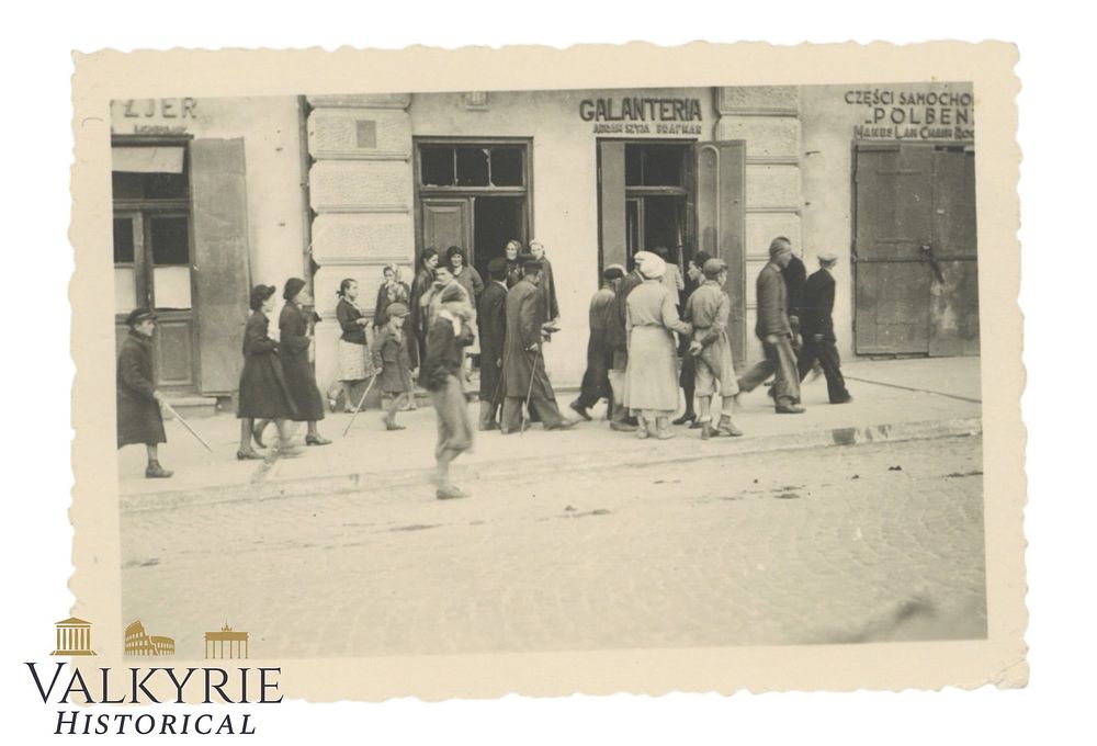 Lot 52: Private Taken Photo in the Streets of Occupied Polish City of Lublin - Jewish On The Street.