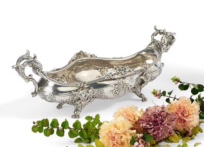 Prunkjardiniere mit Allianzwappen. PRUNKJARDINIERE MIT ALLIANZWAPPEN. Wohl Belgien. 