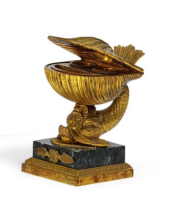 Schreibzeug mit Delphin. SCHREIBZEUG MIT DELPHIN. Wohl Frankreich. Datierung: 2. Hälfte 