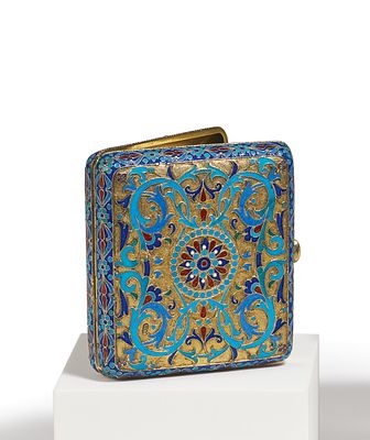 Zigarettenetui mit Vogeldekor in farbigem Email. ZIGARETTENETUI MIT VOGELDEKOR IN FARBIGEM 