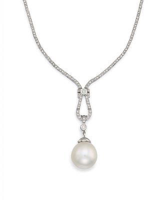 Historisierendes Perl-Diamant-Collier. HISTORISIERENDES PERL-DIAMANT-COLLIER. Material: 