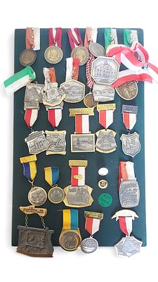 Lot Bremer Sportabzeichen. Lot Sportabzeichen, ungepr&uuml;ft 
Interne Nr. A0291300014