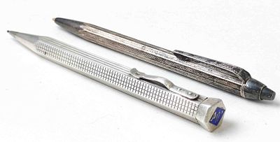 Lot 800 Silber Bremer Drehbleistifte. Lot 800 Silber Drehbleistifte, 2 Stk., Gewicht zus. ca. 