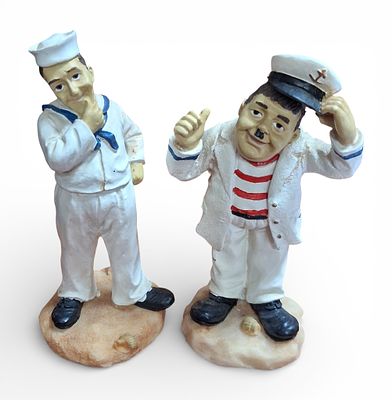 Laurel & Hardy Figuren Matrosen . Laurel &amp; Hardy, Dick + Doof Figuren als Matrosen, je ca. 