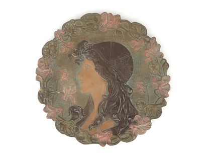 Ernst Wahliss (1836-1900) A ceramic wall plate in relief, circa 1890. The relief is decorated 