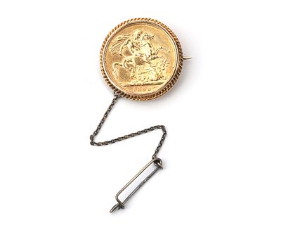 Een 14 krt. geelgouden muntbroche, 1 Sovereign Victoria 1893-1901 Broche gemaakt van een 22 