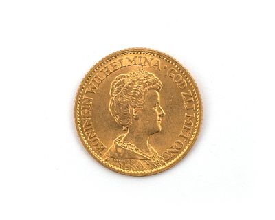 A gold coin, ten guilders, Queen Wilhelmina, Kingdom of the Netherlands, 1911 Front: portrait 