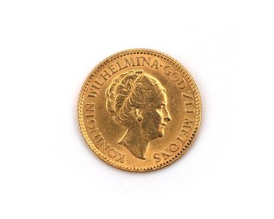 A gold coin, ten guilders, Queen Wilhelmina, Kingdom of the Netherlands, 1926 Front: portrait 