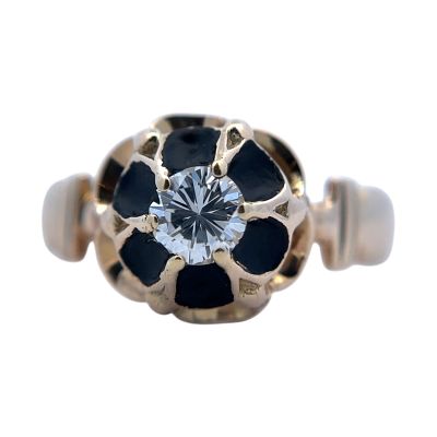 Estate Solitaire Diamond Ring in 14K Yellow Gold. Estate, Metal type: 14k yellow gold, Gemstone: