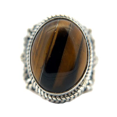 Sterling Silver Tiger's Eye Ring. Sterling silver tiger's eye ring, size US 7, 7.19 grams