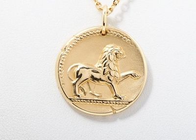 Van Cleef & Arpels Zodiac Leo Lion 18K Yellow Gold Pendant Necklace. Title/Medium: Van Cleef & 
